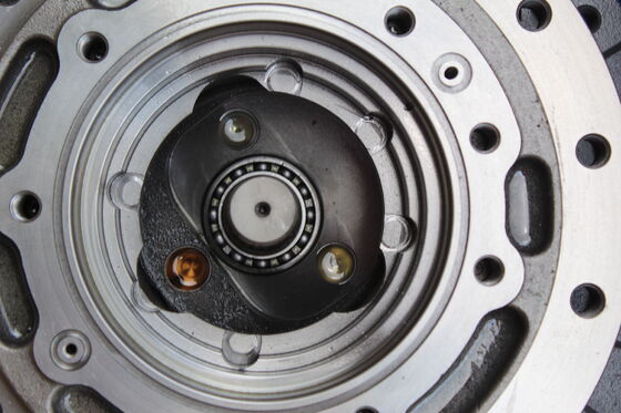 ZX120-6 การลดการเดินทางสําหรับ Hitach Excavator spare part 9181123 Track Drive Reducer